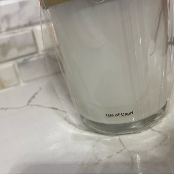 Gorgeous candle - Picture 3 of 3